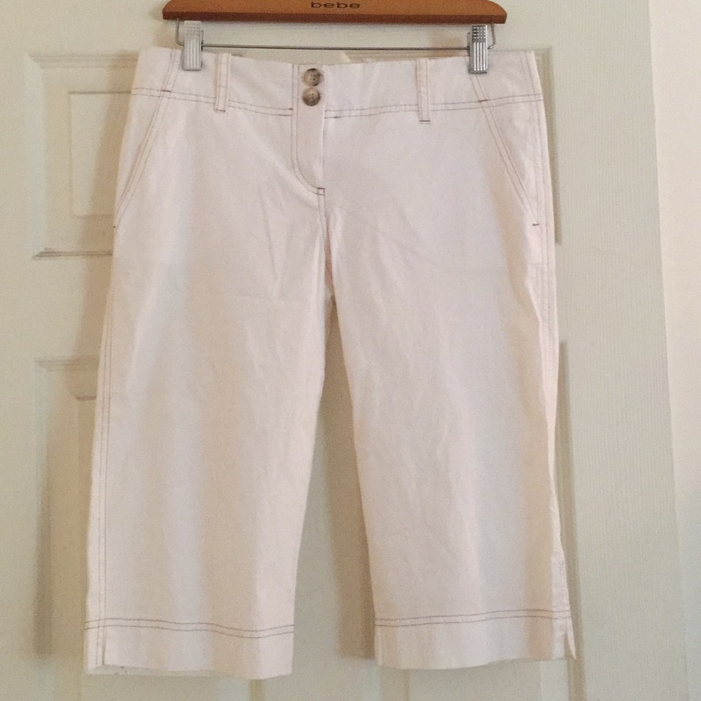 Bebe capris
